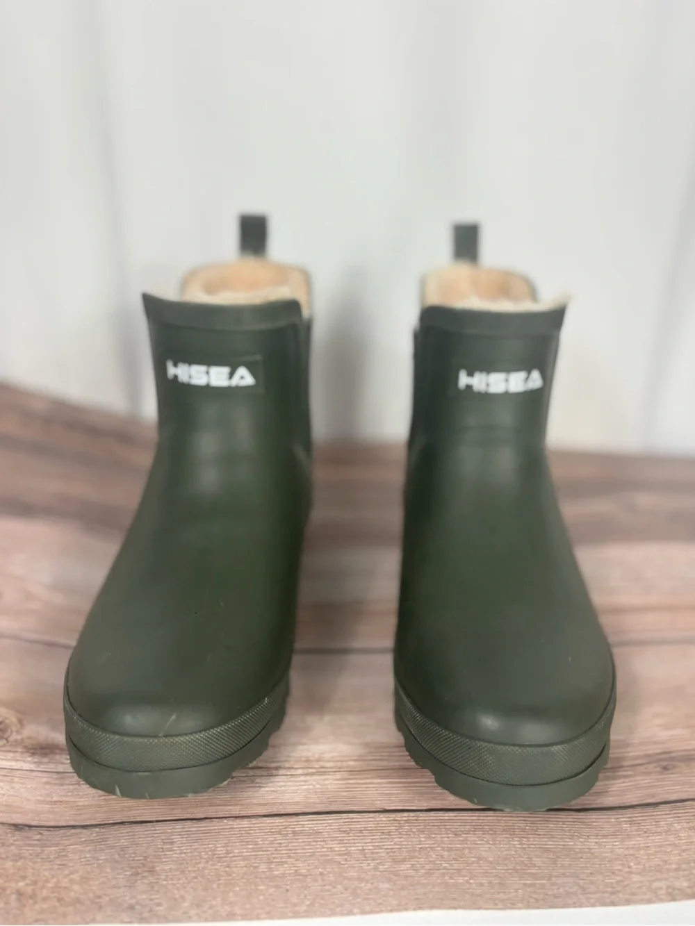 HISEA Olive Green Fleece-Lined Chelsea Rain Boots women’s size 7